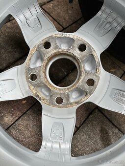 Alu disky 7J 16 BMW 1 F20 ET 40 - 9