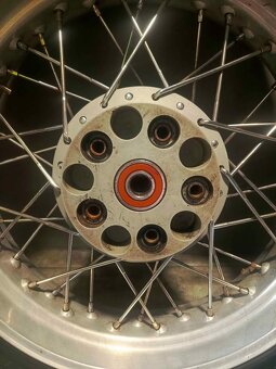 Drátěná kola na motorku - 9