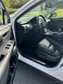 Lexus NX200t - 9