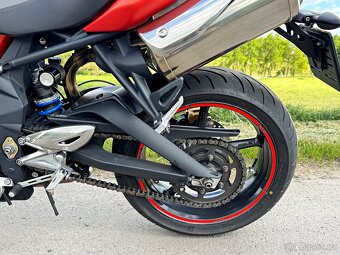 Triumph Street Triple 675 R 78KW - 24 tis. KM, ČR, r. 2010 - 9