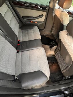 Audi A6 allroad 2.5 T.D.I - 9