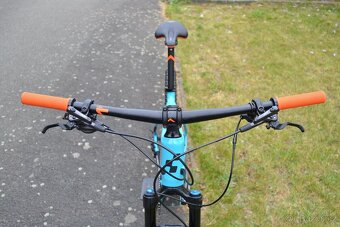 Cube Reaction C:62 Race Petrol (XL) 10.6 kg Top Stav - 9