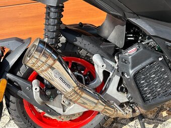 APRILIA SR GT 200 - 9