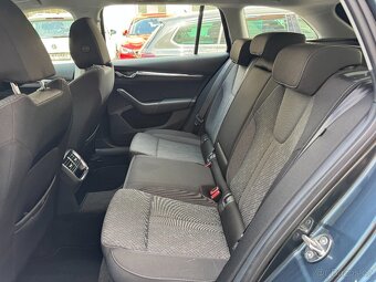 Škoda Octavia 4 iV 1.4 TSI 150kW DSG Full LED ACC Navi DCC - 9