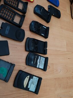 Motorola StarTac diely - RETRO - 9
