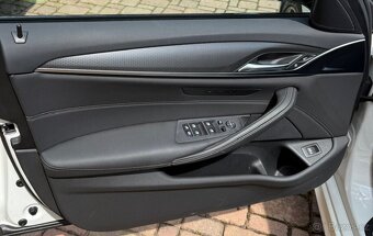 BMW 530d xD LCI nové ČR 7/20 najeto 41tkm po 1.majiteli - 9