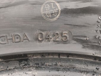 Celoroční pneu 215/65/16 ,DOT 04/2025 - 9