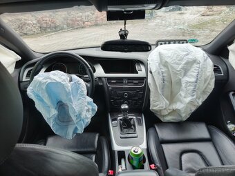 Audi A4 - 1.8 TFSI - S-LINE - 9