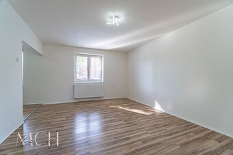 Rodinný dům po rekonstrukci, Hulín - 9