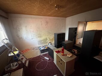 Patrový rodinný dům v Jirkově - 9