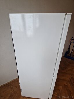 Lednice 136l, mrazák 54l, výška 136 cm - 9