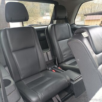 Volvo xc90 D5 147kw, 7 míst - 9