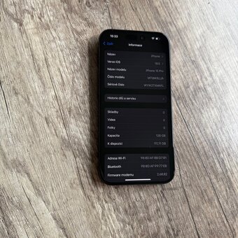 iPhone 15 Pro 128GB, černý, eSIM (12 měsíců záruka) - 9