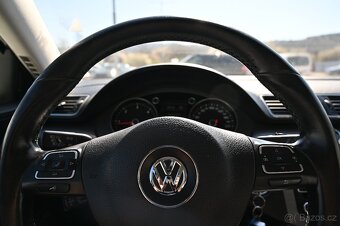 Volkswagen Passat 2.0TDI 103KW Comfortline 9/13 - 9