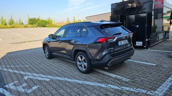 Toyota RAV4. - 9