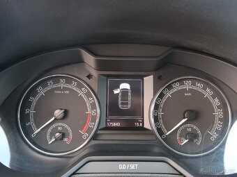 Škoda Octavia 1.6TDI,85kW,Clever,1maj,DPH - 9