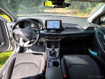 Hyundai i30 FastBack 1.4, 103 kW s LPG/BRNO-PRAHA - 9