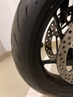 Aprilia Tuono 660 Factory (zaruka) - 9