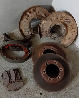 ND Toyota 4runner II 3,0TD - 9
