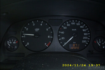 Opel astra caravan 1.8 - 9
