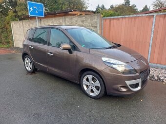 Benzínový Renault Scenic 1.4 Tce 2010 - 9