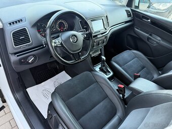 VW SHARAN 2.0 TDi DSG NAVI KAMERA WEBASTO TAŽNÉ - 9