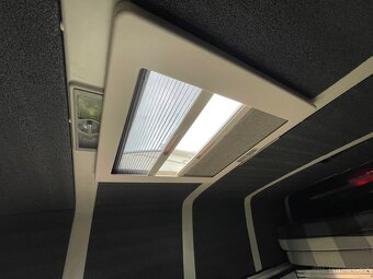 Transporter T5 obytný - 9