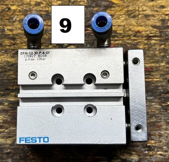 Pneumatický válec FESTO - 9