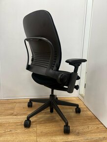 Kancelářská židle Steelcase Leap V2 (Showroommodel) - 9