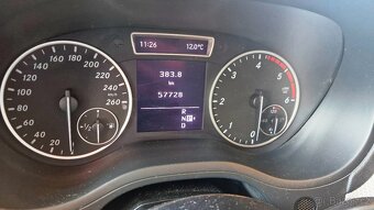 Mercedes-Benz třídy B 180 80 Kw najeto 57 tis km - 9