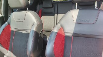 Peugeot 208 GTi - 9