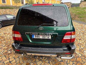 Toyota Land Cruiser HDJ100 4,2 - 9