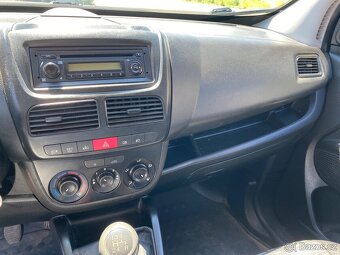 Opel Combo, 1.4, 70KW, r.v. 2015, 125 000 Km - 9