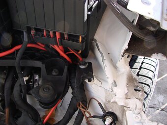 Bouraný VW Tiguan r.v. 2011 2.0 TDi 81 KW - 9