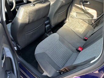 VW Polo 1.4i 63kw, r.2010, automat, serviska, STK, klima - 9