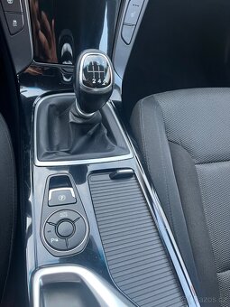 Hyundai i40,130 kW,servisní kniha - 9