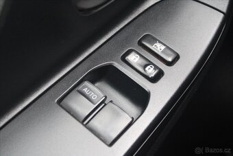 Toyota Yaris 1.0VVT-i SERVIS.KNIHA KLIMA ČR (2016) - 9