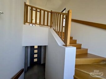 Rodinný dům k pronájmu 202 m2, pozemek 660 m2, Mnichovice - 9