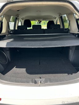 Mitsubishi Outlander, diesel 110kW, 7 míst, tažné, manuál - 9