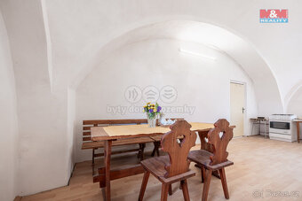 Prodej rodinného domu, 250 m², Mirovice, ul. Hřbitovní - 9