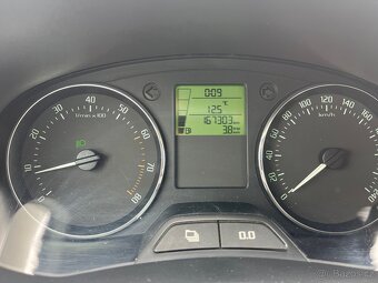 Škoda Roomster, 1,2 TSI 77kW 1.majitej výhřev sed, serv.knih - 9