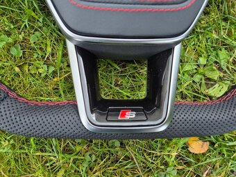 AUDI A6 A7 4K A8 D5 E-TRON SPORTOVY VOLANT - vyhrievany - 9