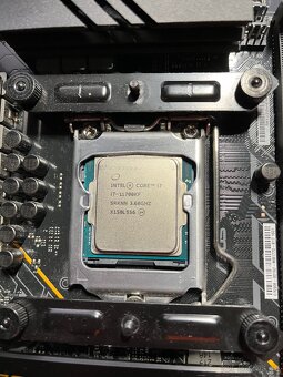 Výkonný PC HW CPU, RAM, základní deska + chladič - 9