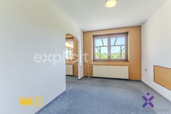 Prodej rodinného domu 5+1 333 m2, pozemek 2 555 m2 - Bzenec, - 9