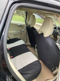 Volvo XC60 2,4 TDi - 9