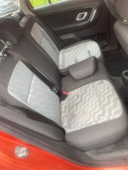 Škoda Fabia2 combi 1.4 i( kód barvy9771) - 9