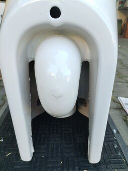 Závěsné wc mísa, modul - 9