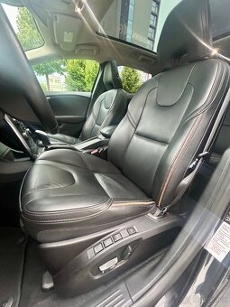 VOLVO V40 CROSS COUNTRY 2.5 T5 187KW 4x4 SUMMUM-AUTOMAT-ACC - 9