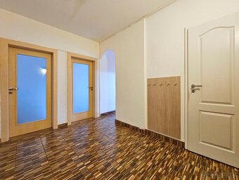 Pronájem bytu 3+1, ul. Hornická, Jirkov - 9