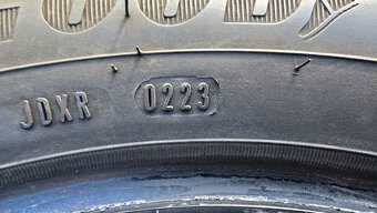 Celoroční pneu 215/55/17 Good Year - 9